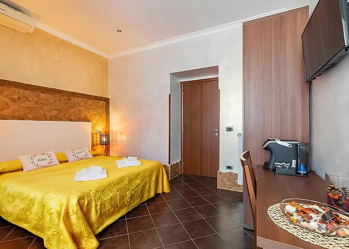 Alis Laura - 10 Mins To Colosseum, Modern & Near Metro 4*
