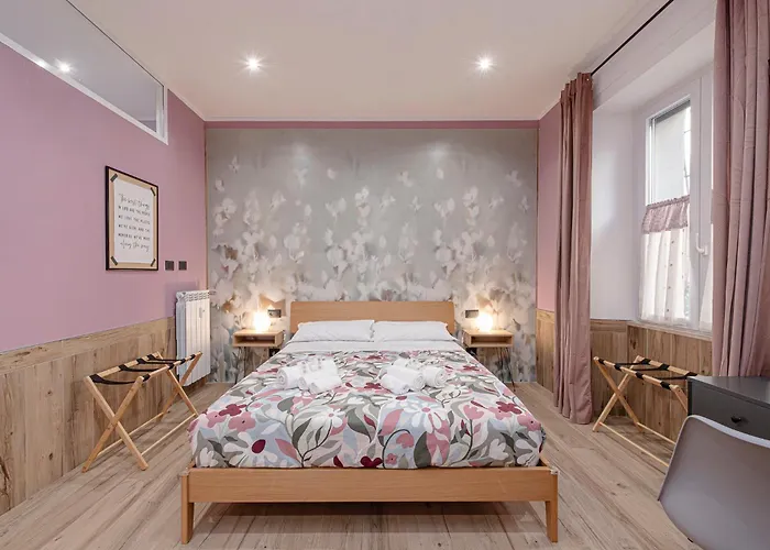 Bed & Breakfast Alis Laura - 10 Mins To Colosseum, Modern & Near Metro 4*