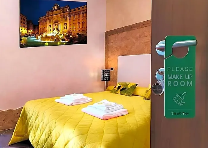 Alis Laura - 10 Mins To Colosseum, Modern & Near Metro